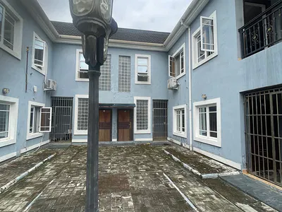 2 Bedroom Flat with Personal Staircase