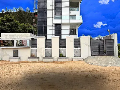 5 Bedroom Detached Duplex
