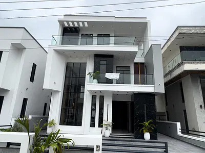 Luxury 5 Bedroom Fully Detached Duplex + BQ, Pool, Cinema