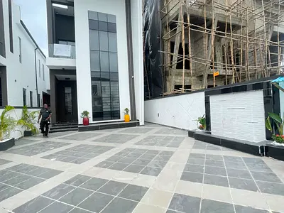 Luxury 5-Bedroom Fully Detached Duplex with BQ & Swimming Pool