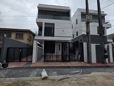 Neatly Built 4 Bedroom Detached Duplex with BQ