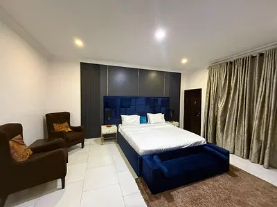 Luxury 4 Bedroom Terrace