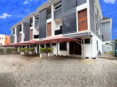 Luxury 4 Bedroom Detached Duplex with a BQ and Pool