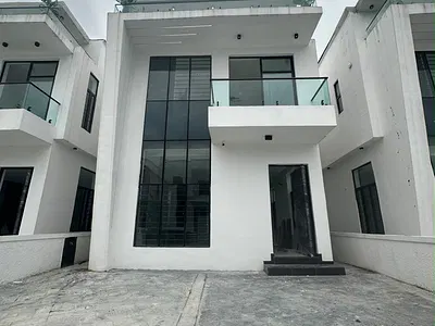 Luxurious 5 Bedrooms Fully Detached Duplex with BQ