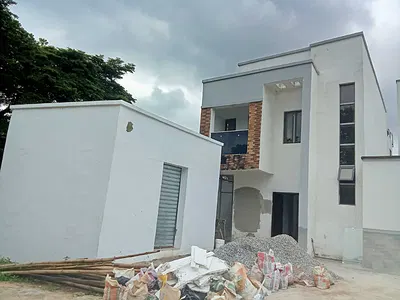 A 3 Bedroom Duplex with Swimming Pool