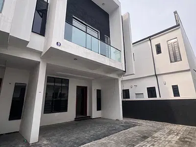 Newly Built 4 Bedroom Terrace Duplex