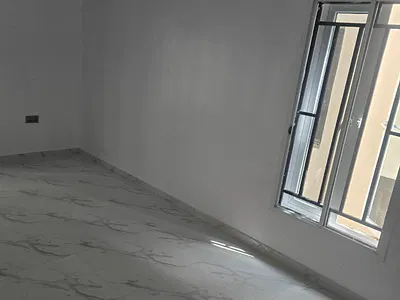 Luxury 3 Bedrooms Terraced Duplex with a BQ