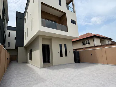 Luxury 5 Bedroom Fully Detached Duplex + BQ