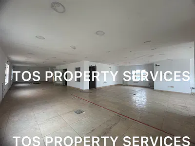 Fully Serviced & Massive Beautiful Open Plan