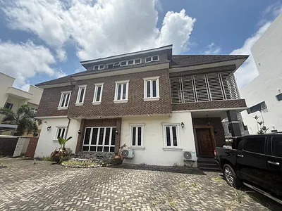 Automated 5-Bedroom Detached Residence, Sitting on 1, 000SQM