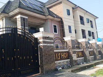2 Bedroom Upstairs