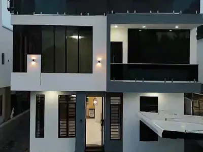 Luxury 5 Bedroom Fully Detached Duplex with BQ, Swimming Pool