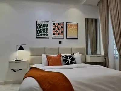 3bedrooms Flat with BQ