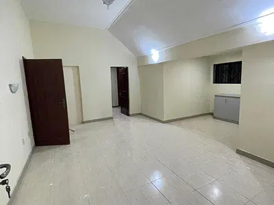 Studio Apartment Available