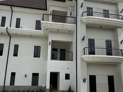Luxury 6 Bedroom Detached Duplex