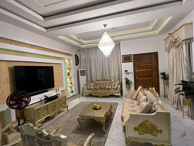 5 Bedroom Triplex with BQ