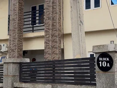 A Furnished Luxury 3 Bedroom Duplex Apartment