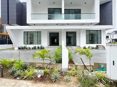 5-Bedroom Home with Elevator, Rooftop Terrace, Pool, Cinema, & BQ
