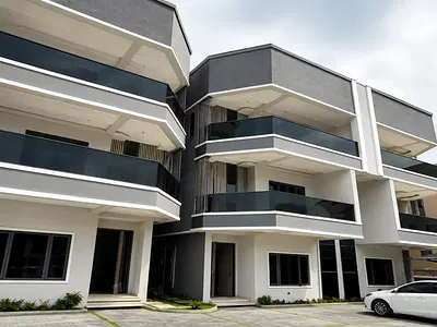 Contemporary 4-Bedroom Smart Home