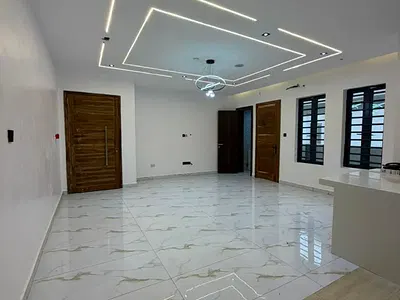 3 Bedroom Flat