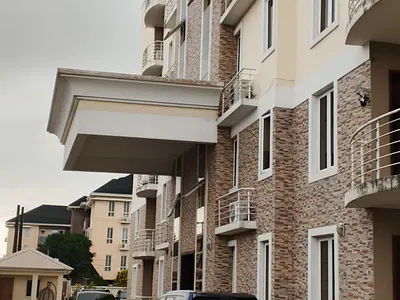 Luxury 3 Bedroom Flat with BQ