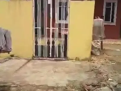 3 Bedroom with Detached Room and Parlour BQ