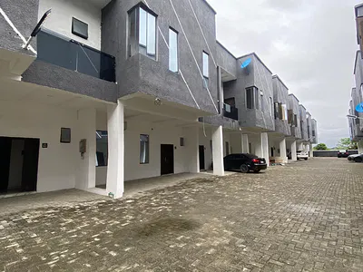 Spacious 4 Bedroom Terrace Duplex