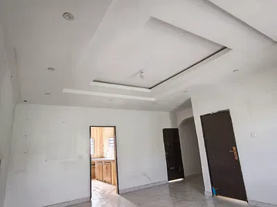 Smart Spacious Conducive 2 Bedrooms Apartment Upstairs