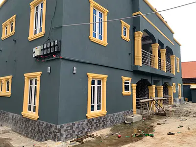 8 Unit of 2 Bedroom Flat