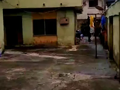 9 Units Flat on Full Plot of Land