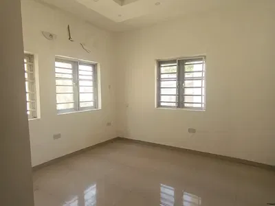 Spacious and Standard Room Self Contained with Personal Kitchen