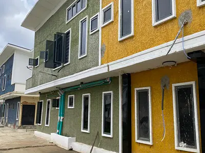 4 Bedroom Semi Detached Duplex with Beacon