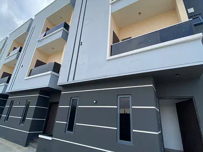 4 Bedroom Duplex with Good Electricity