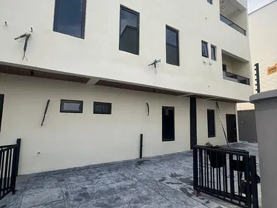 Beautiful 4 Bedroom Terrace Duplex All Ensuite 2 Living Rooms with BQ