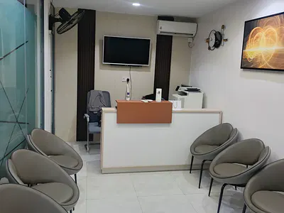Fully Serviced & Furnished 10SQM Office Space
