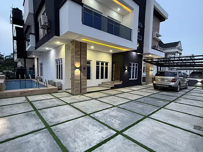 Luxury Spacious 5 Bedroom Furnished Duplex with Swimming Pool