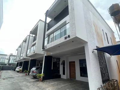 Standard 4 Bedroom Terraced Duplex