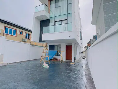 Contemporary 5 Bedroom Fully Detached Duplex with Study, Pool, BQ