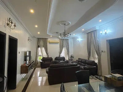 4 Bedroom Bungalow
