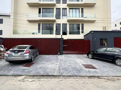 Fully Serviced 2 Bedroom Apartment with Spacious Rooms