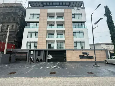 Luxury 3bedroom Apartment
