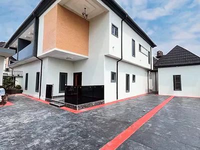 Spacious Four Bedroom Duplex with Stand Alone BQ, Gate House