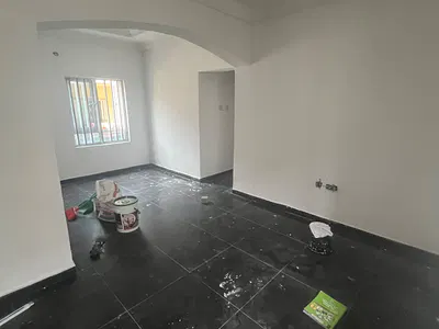 Beautiful 2 Bedroom Flat in a Cool Environment