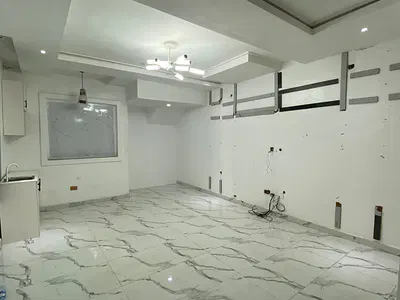 Studio Apartment with Open Plan Kitchen