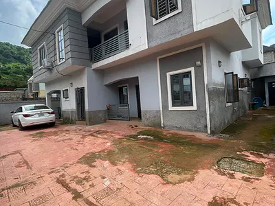 Luxury 2 Bedroom Block of Flats in an Estate