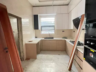 Brand New Mini Flat with Full Kitchen