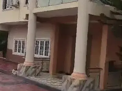 Searching for a Spacious 5bedroom Home in a Prestigious Abuja District