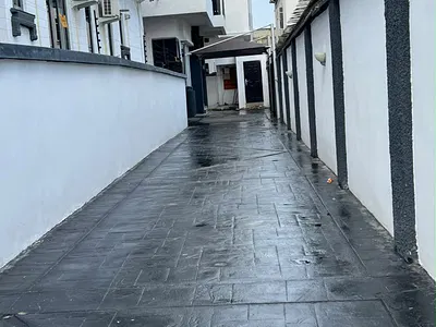 4 Bedroom Fully Detached Duplex with BQ