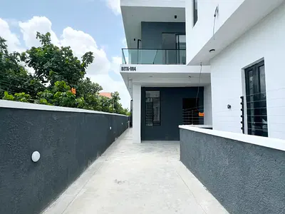 Luxury Brand-New Spacious 4-Bedroom Semi-Detached Duplex