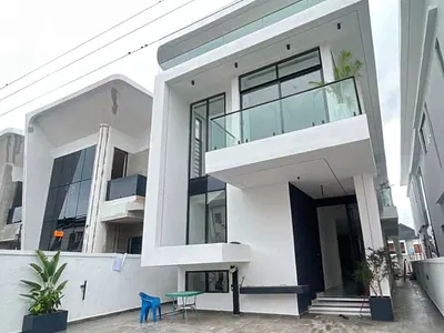 5 Bedroom Detached + BQ